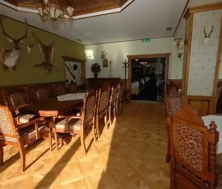 Husárik 4*