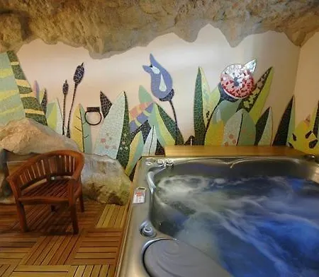 Husárik Hotel