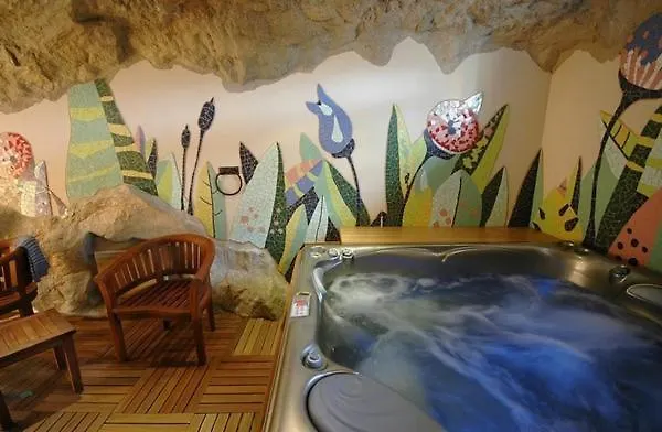Husarik Hotel